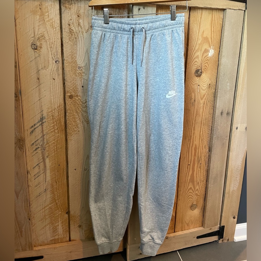 Gray Nike Sweatpants